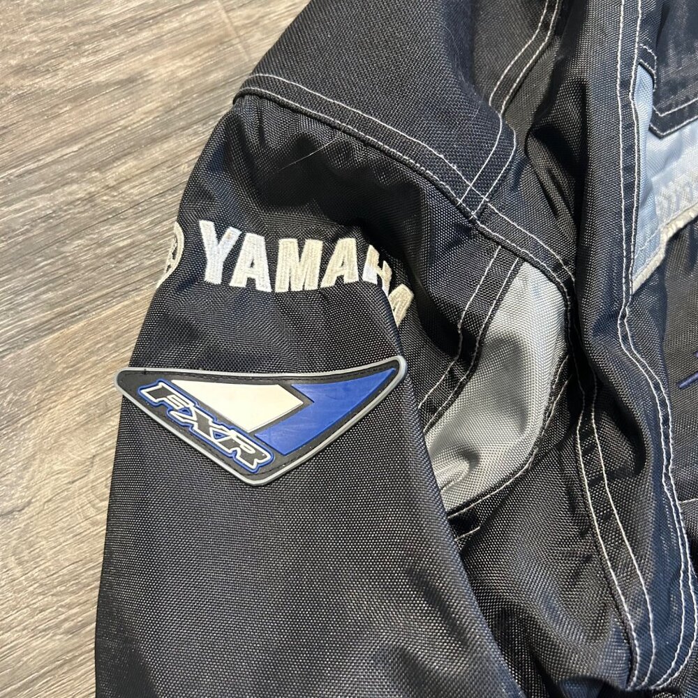 VTG Yamaha Racing Team FXR Jacket Silver Black Made in Korea Size LT Motorsport - Picture 6 of 16